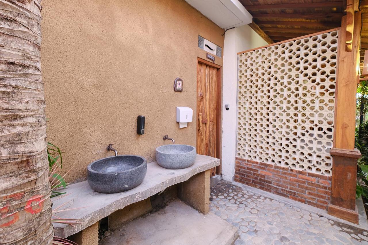 Green Bali Guest House Munggu エクステリア 写真